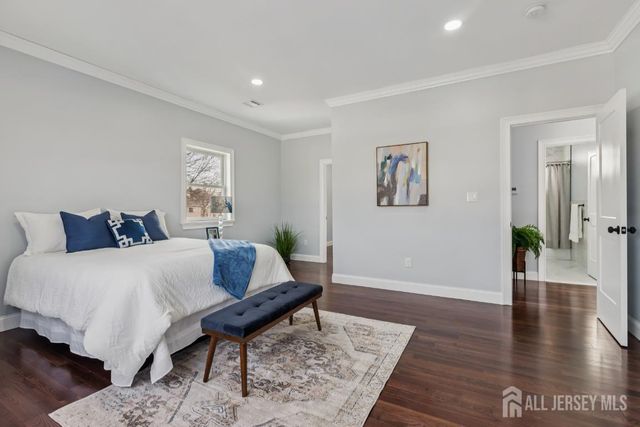 239 Suttons Lane, Edison, NJ 08817