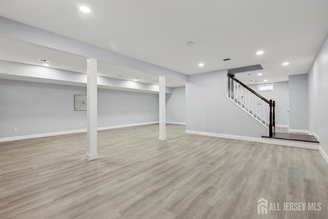 239 Suttons Lane, Edison, NJ 08817