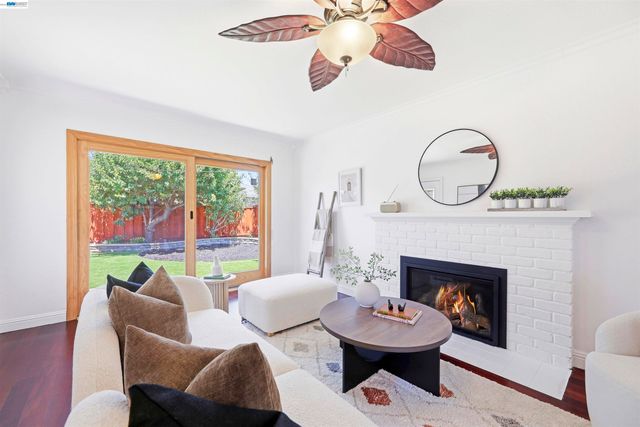 5157 Eggers Dr, Fremont, CA 94536