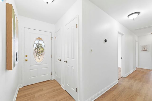 5157 Eggers Dr, Fremont, CA 94536