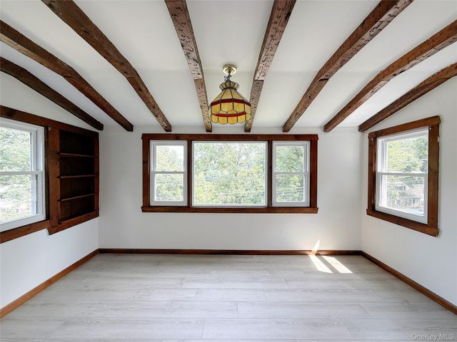 17 Mary Avenue, Mahopac, NY 10541