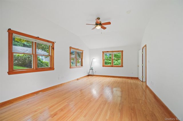 17 Mary Avenue, Mahopac, NY 10541