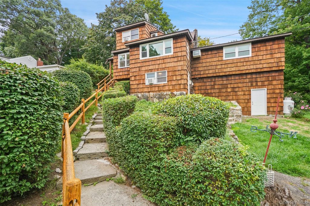 17 Mary Avenue, Mahopac, NY 10541 — photo 3