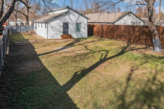 1502 Montague Avenue, Dallas, TX 75216