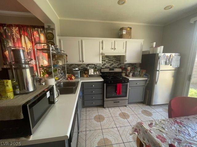 5946 Autumn Harvest Avenue, Las Vegas, NV 89142