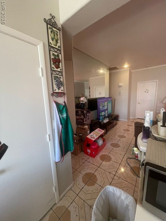5946 Autumn Harvest Avenue, Las Vegas, NV 89142 — photo 3