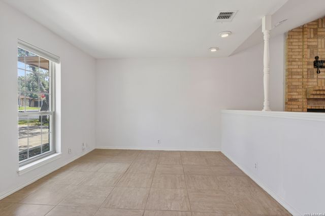 7303 WILDER ST, San Antonio, TX 78250