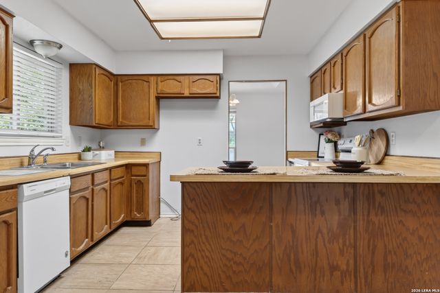 7303 WILDER ST, San Antonio, TX 78250