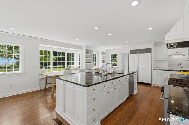 6 Gray Lane, Westport, CT 06880