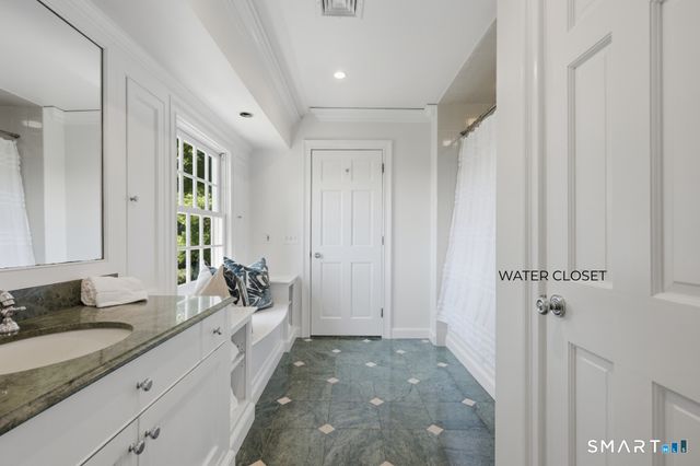 6 Gray Lane, Westport, CT 06880