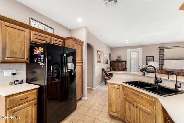 10935 E OLLA Avenue, Mesa, AZ 85212