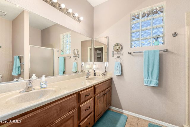 10935 E OLLA Avenue, Mesa, AZ 85212