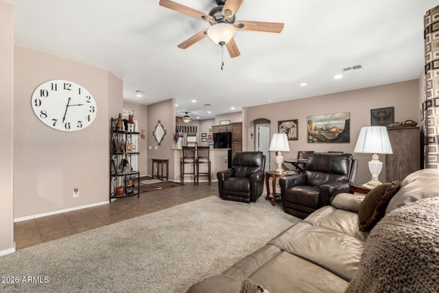 10935 E OLLA Avenue, Mesa, AZ 85212