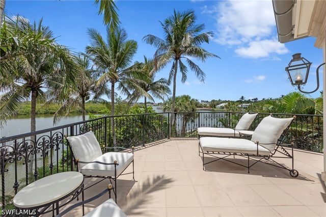 3675 Gordon DR, Naples, FL 34102