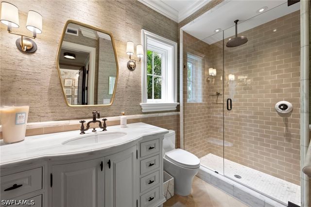 3675 Gordon DR, Naples, FL 34102