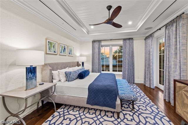 3675 Gordon DR, Naples, FL 34102