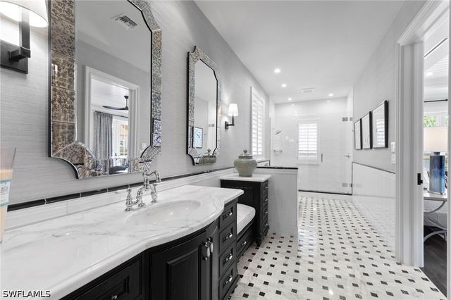 3675 Gordon DR, Naples, FL 34102