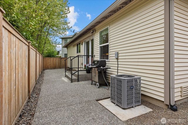 11808 24th Street SE, Lake Stevens, WA 98258