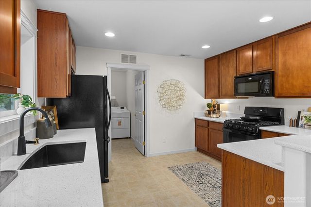 11808 24th Street SE, Lake Stevens, WA 98258