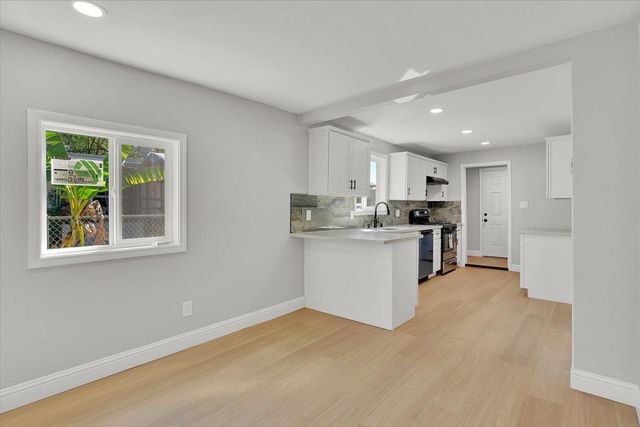 1872 6th Ave, Olivehurst, CA 95961