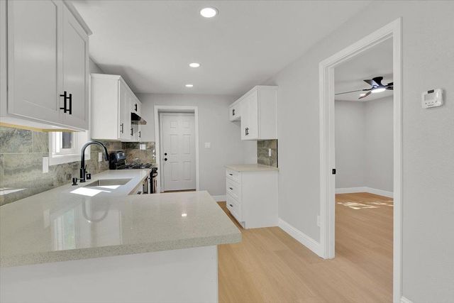 1872 6th Ave, Olivehurst, CA 95961