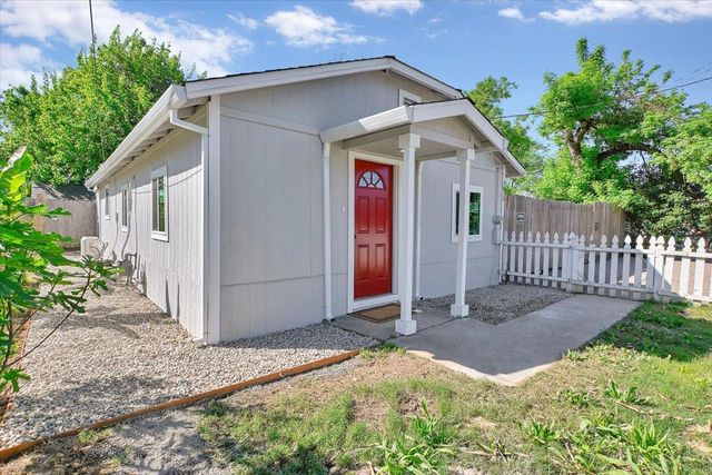 1872 6th Ave, Olivehurst, CA 95961