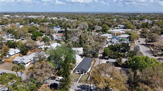 3021 GRANVILLE COURT N, St Petersburg, FL 33704