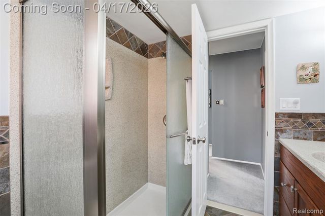 14210 Ingram Street, Livonia, MI 48154