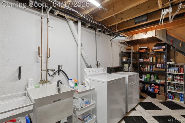 14210 Ingram Street, Livonia, MI 48154