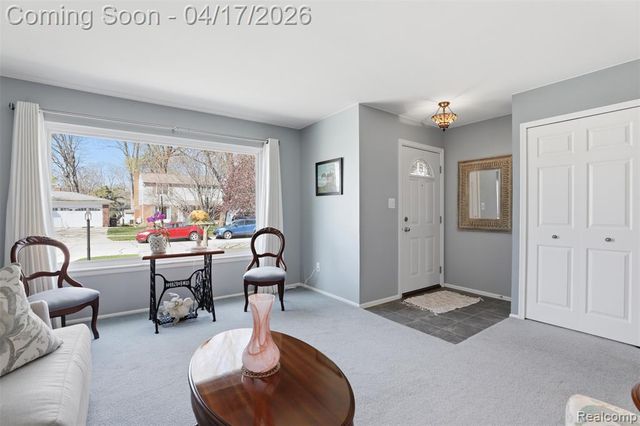 14210 Ingram Street, Livonia, MI 48154