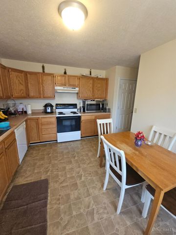 3340 Brodbeck Place, Cincinnati, OH 45211