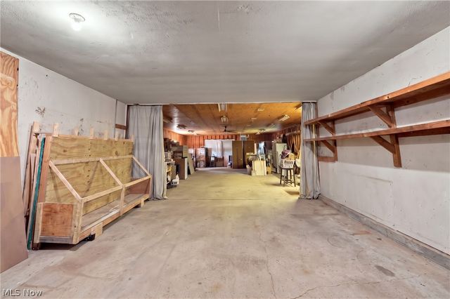 860 Meridian Street, Akron, OH 44310