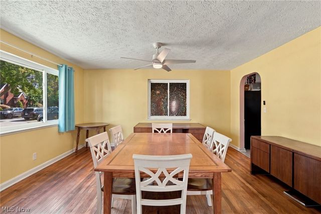 860 Meridian Street, Akron, OH 44310