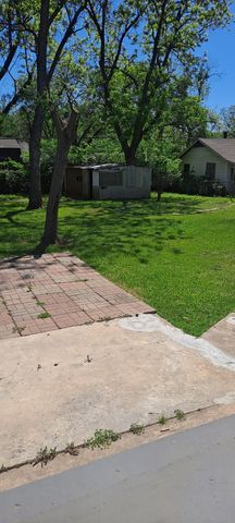 705 Vine Street, Euless, TX 76040