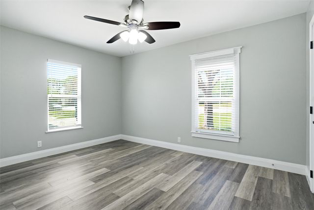 705 Vine Street, Euless, TX 76040