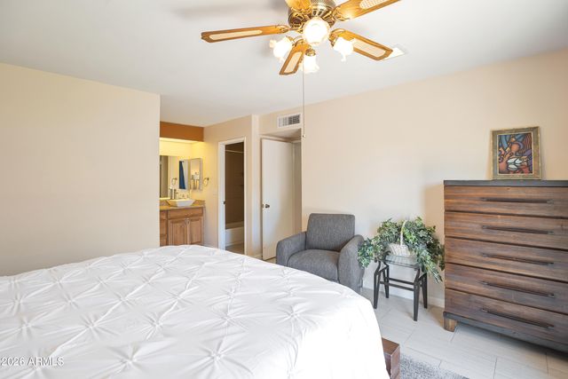 8683 E FILLMORE Street, Scottsdale, AZ 85257