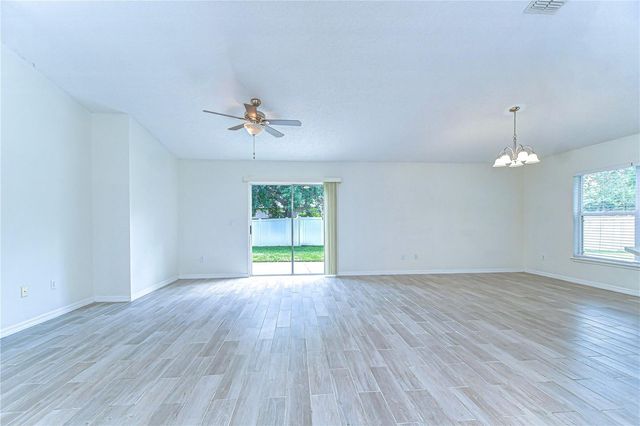 18303 ELMHURST LANE, Tampa, FL 33647