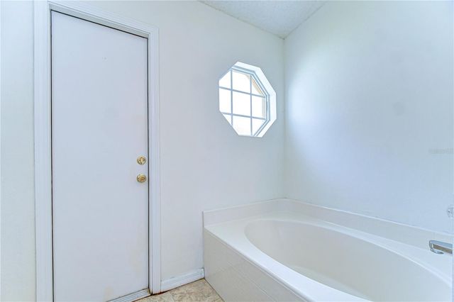18303 ELMHURST LANE, Tampa, FL 33647