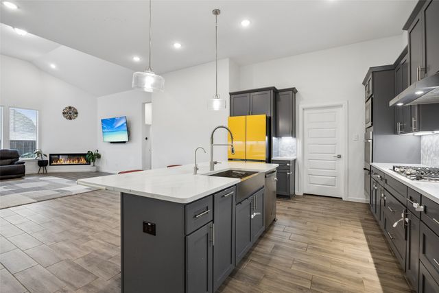 3520 Abingdon Avenue, Melissa, TX 75454