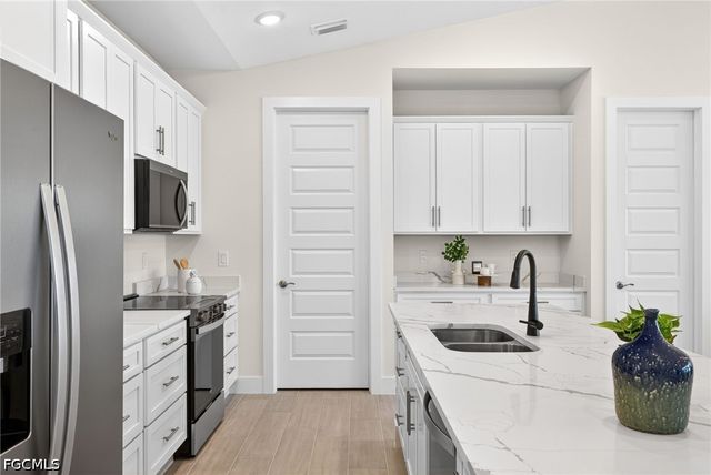 3425 NW 18th TER, Cape Coral, FL 33993