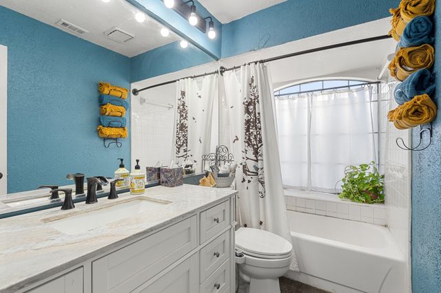 5422 Peninsula Way, Garland, TX 75043