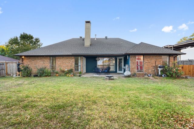 5422 Peninsula Way, Garland, TX 75043