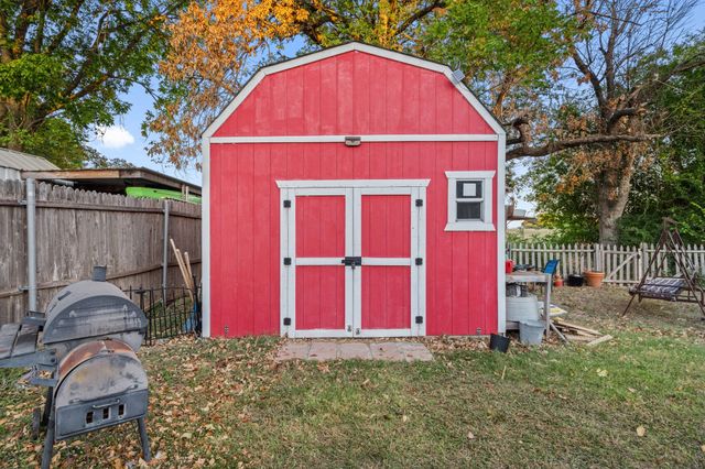 5422 Peninsula Way, Garland, TX 75043