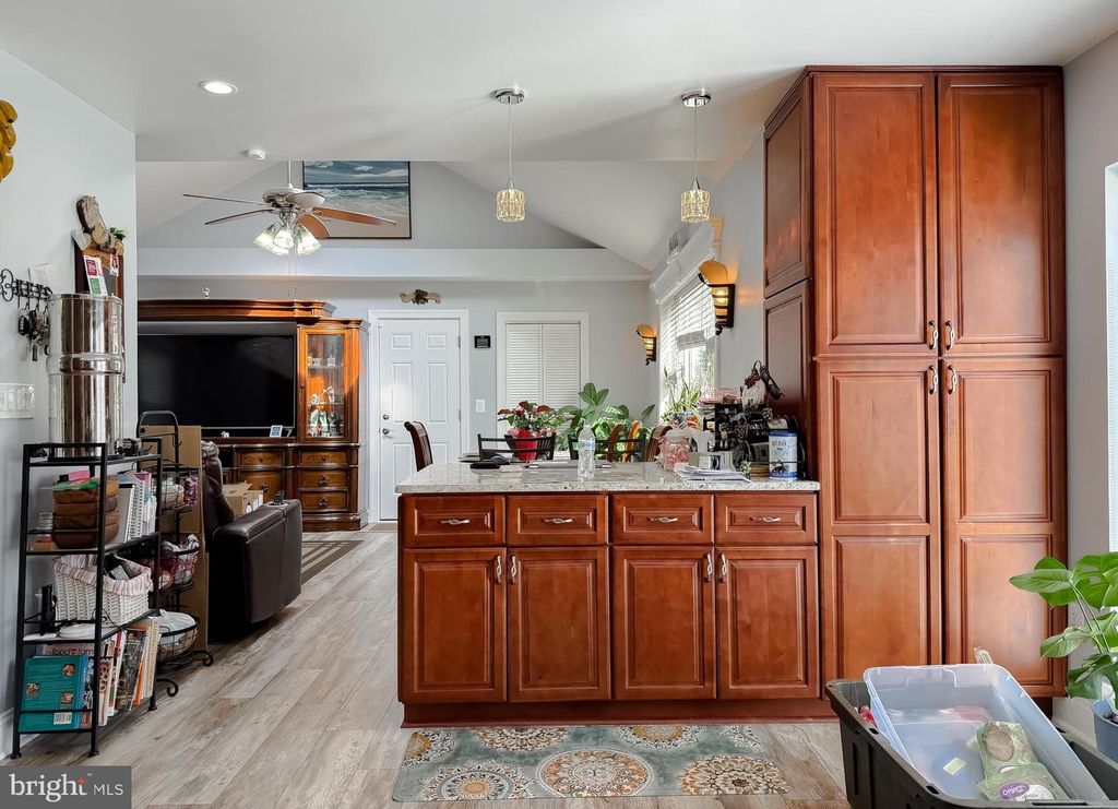 Image 20 of property listing at 30150 HUNTT RD, Mechanicsville, MD 20659