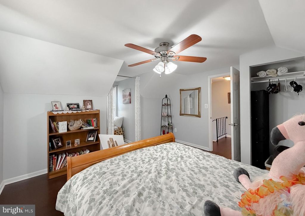 Image 31 of property listing at 30150 HUNTT RD, Mechanicsville, MD 20659