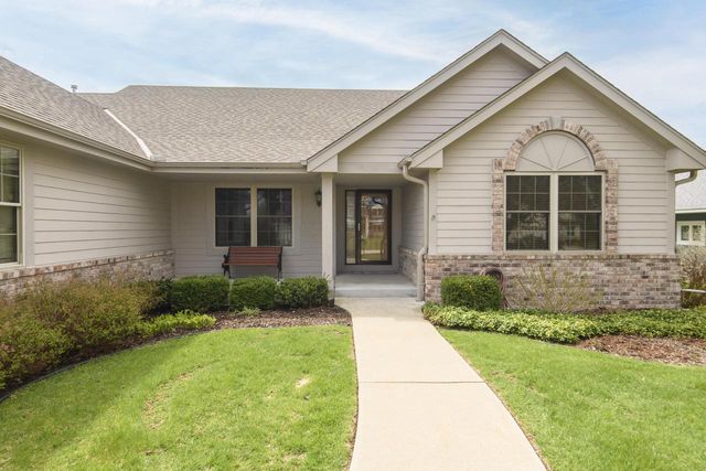 2649 Oak Knoll DRIVE, Jackson, WI 53037