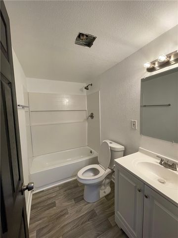 369 E Avenue R4, Palmdale, CA 93550