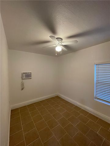 369 E Avenue R4, Palmdale, CA 93550