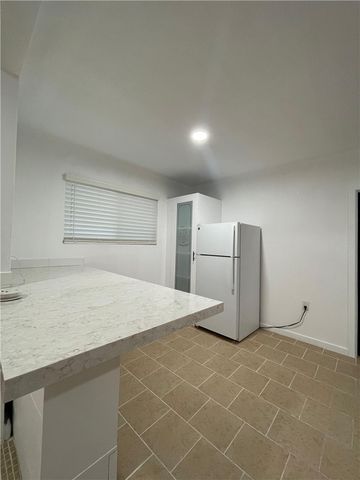 369 E Avenue R4, Palmdale, CA 93550