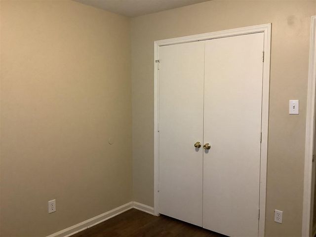 1423 Hunter Green Lane, Fresno, TX 77545